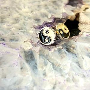 Yin Yang studs